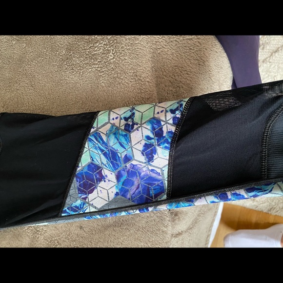 Workout leggings - size M - Picture 2 of 5